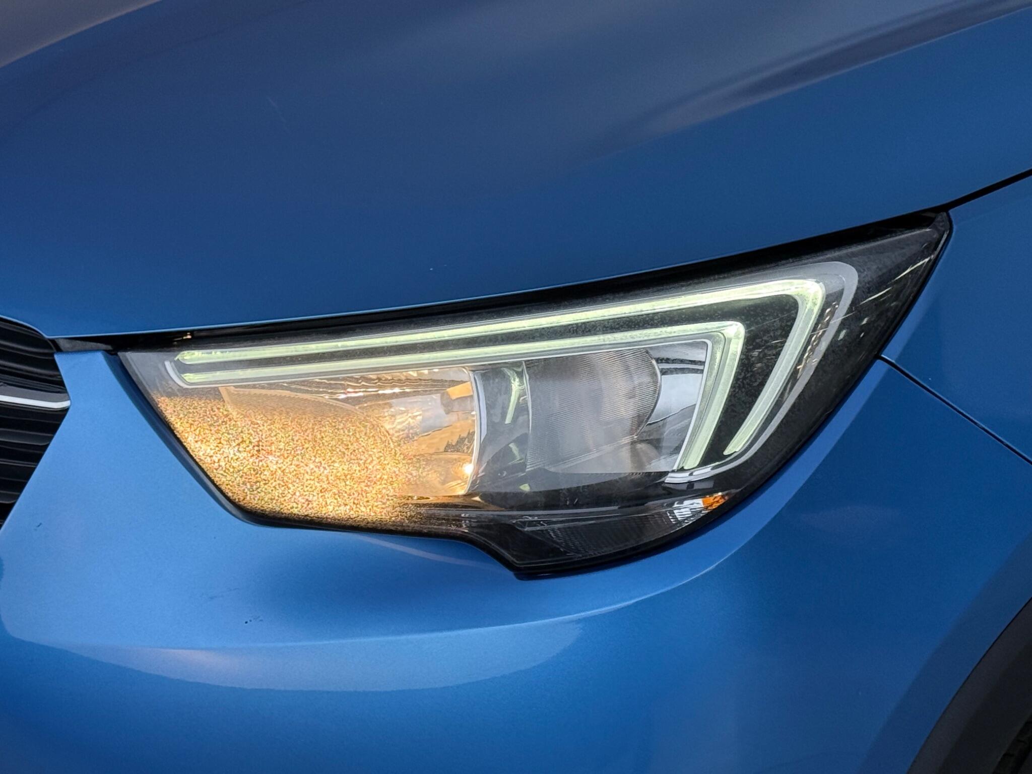 Vauxhall Crossland X view 11