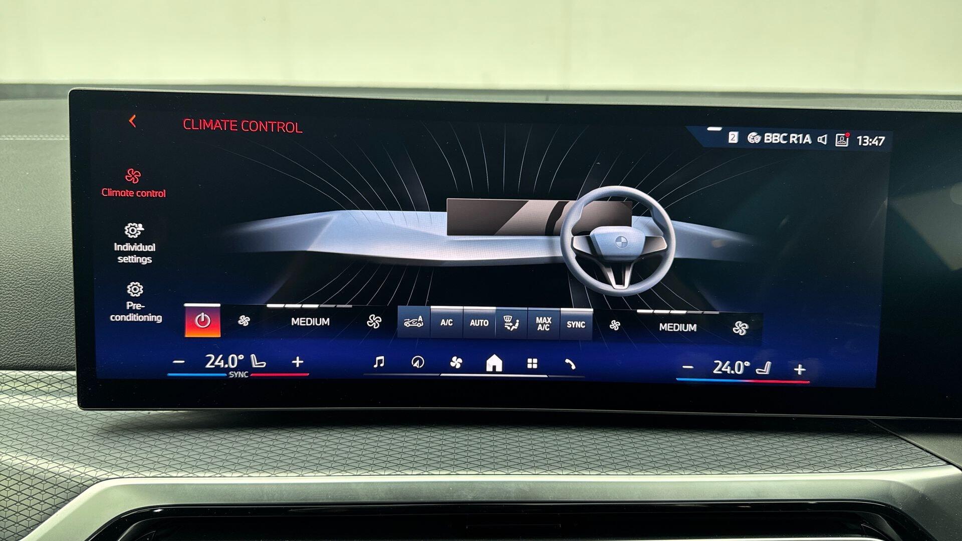 BMW i4 view 21