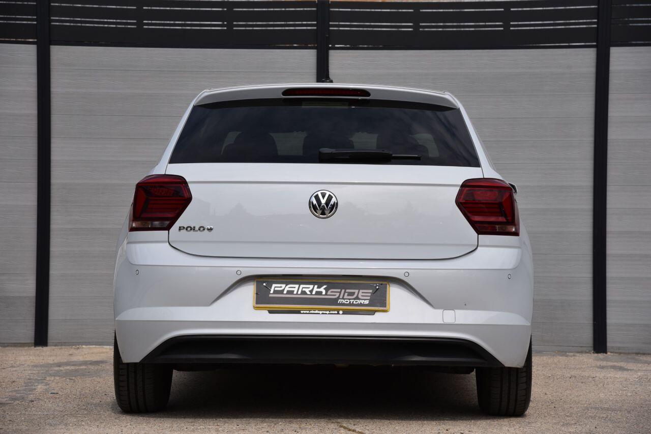 Volkswagen Polo view 10