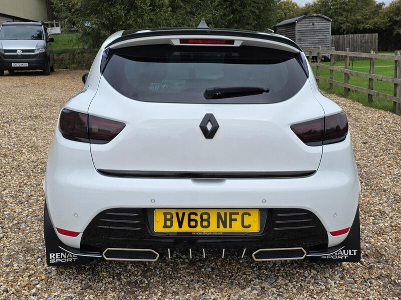 2018 Renault Clio 1.5 dCi Iconic Euro 6 (s/s) 5dr • 96,400 miles image 10