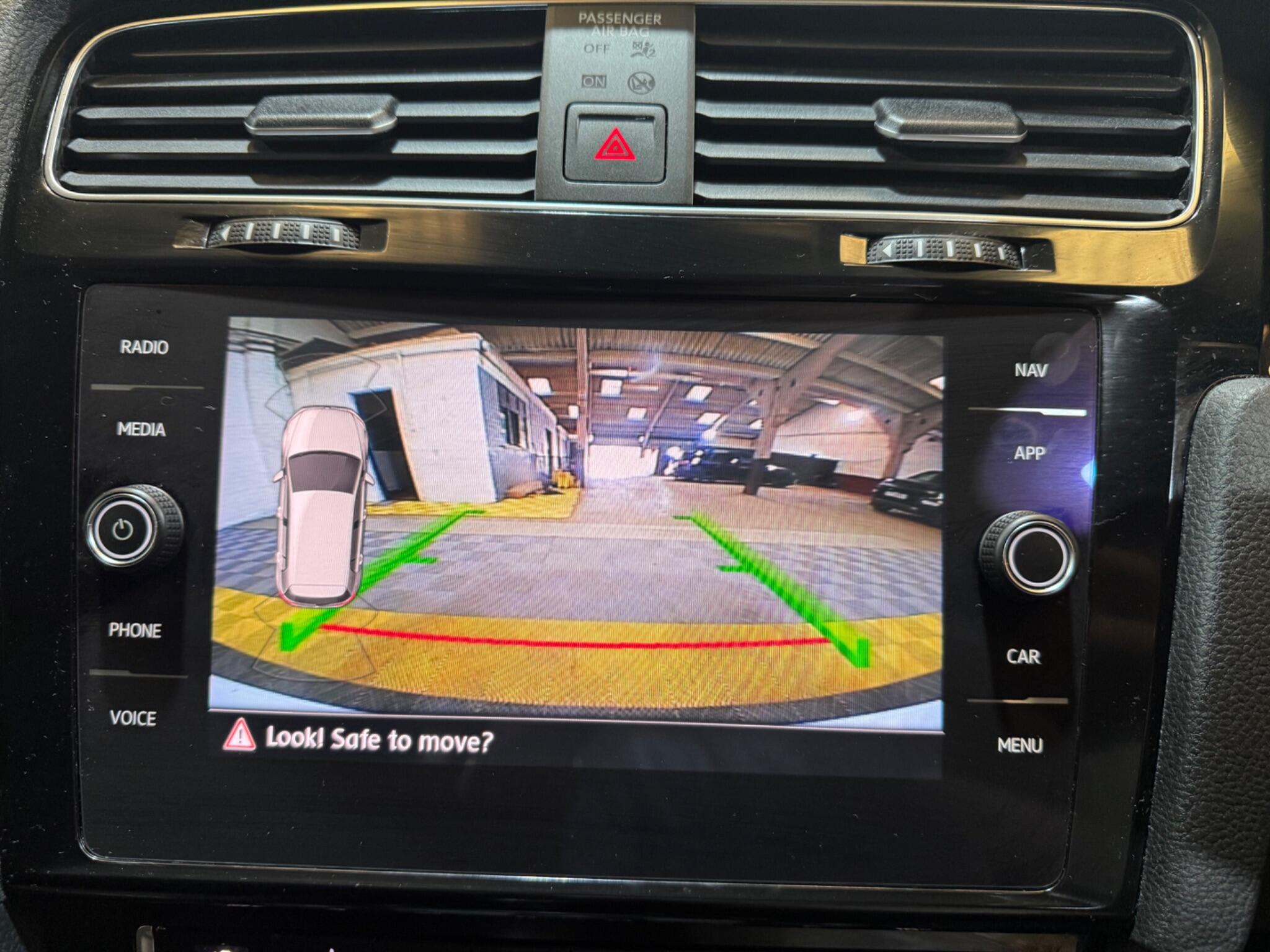Volkswagen Golf view 46
