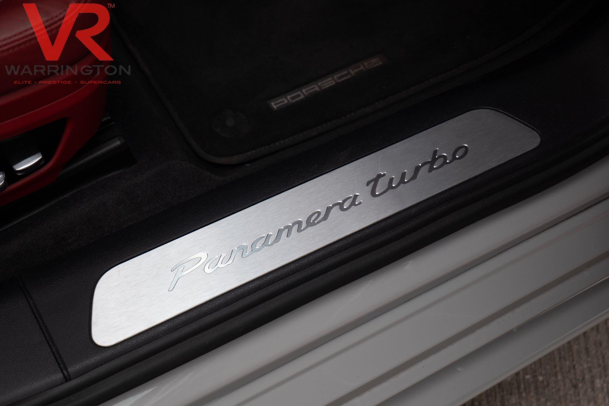 Porsche Panamera view 22