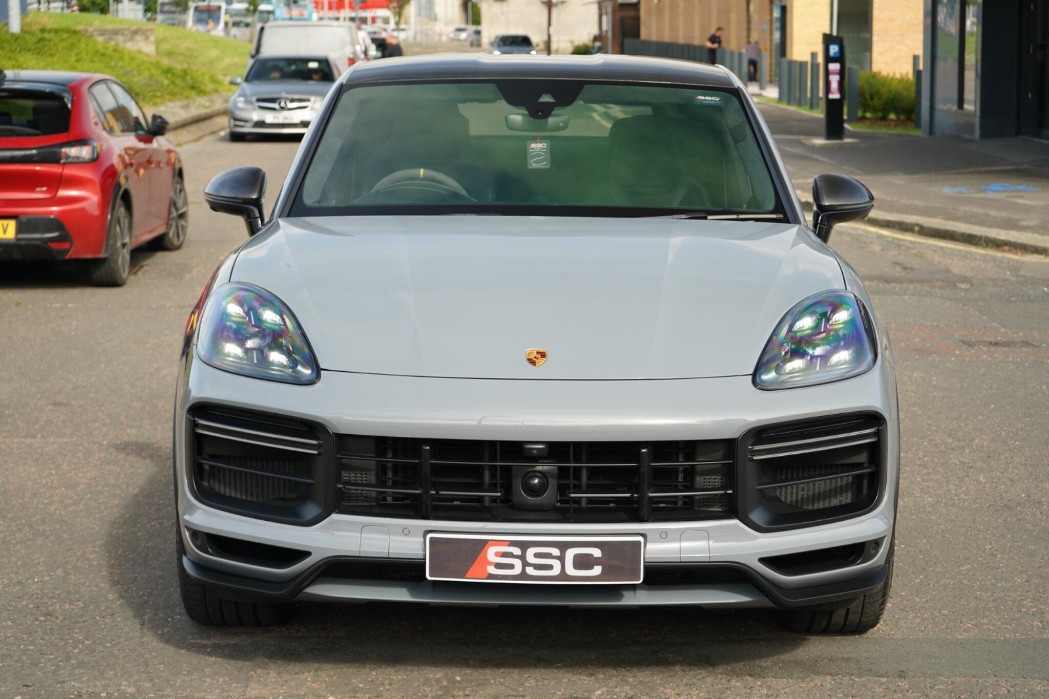 Porsche Cayenne view 7