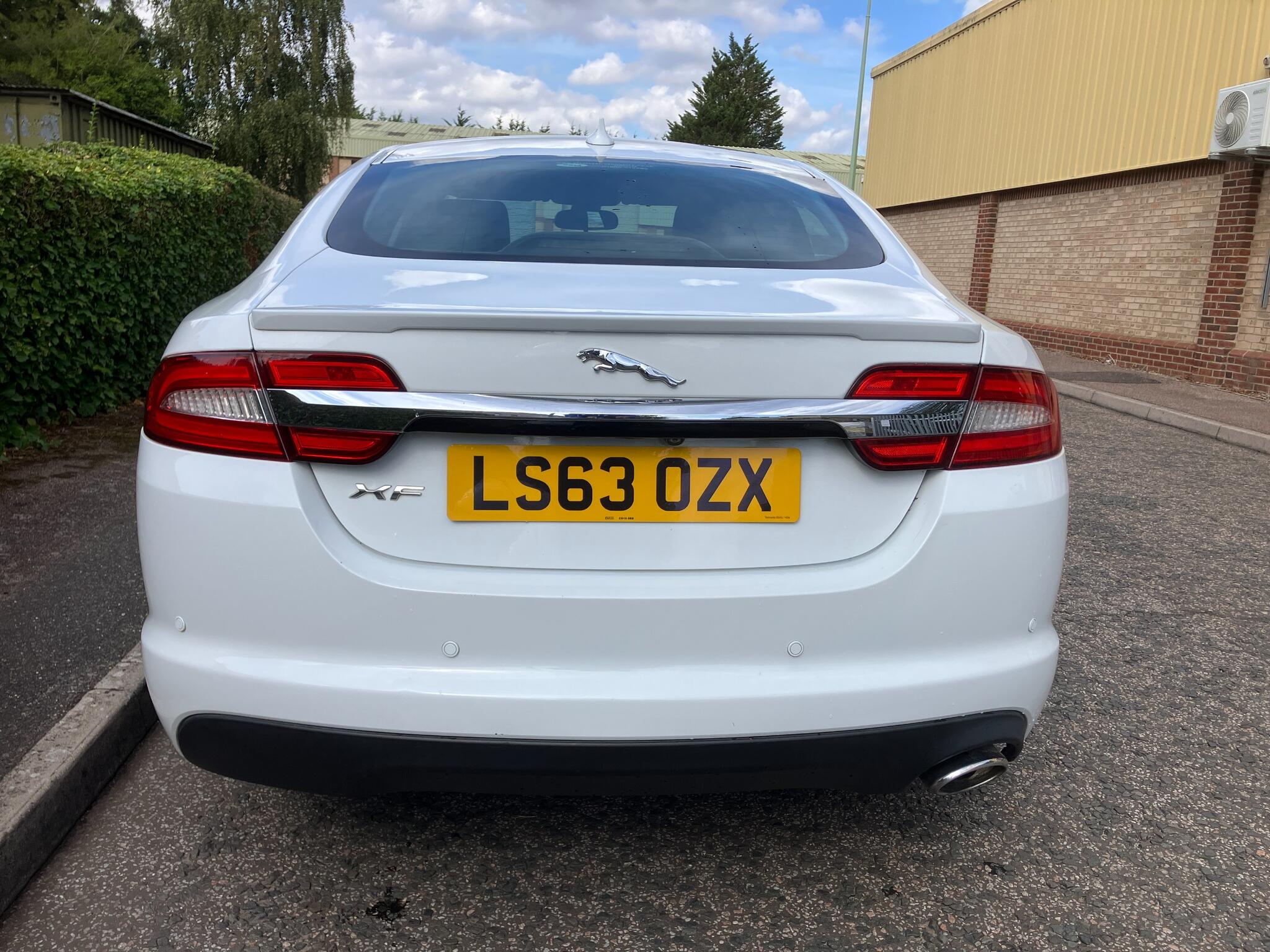 Jaguar XF view 6