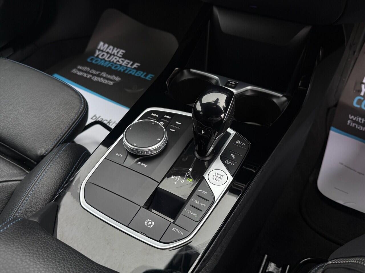 BMW 1 Series view 22