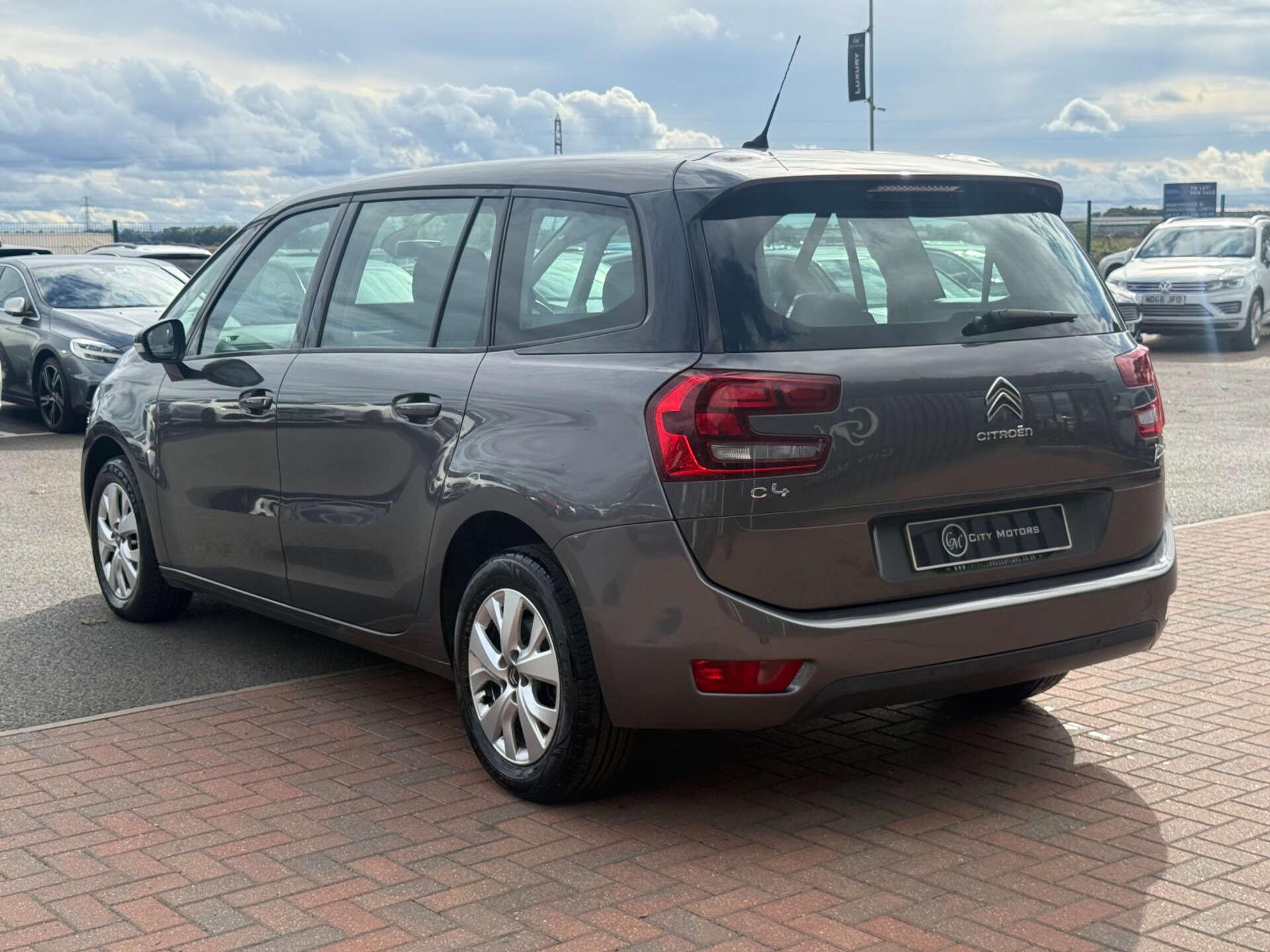 Citroen Grand C4 Picasso view 28