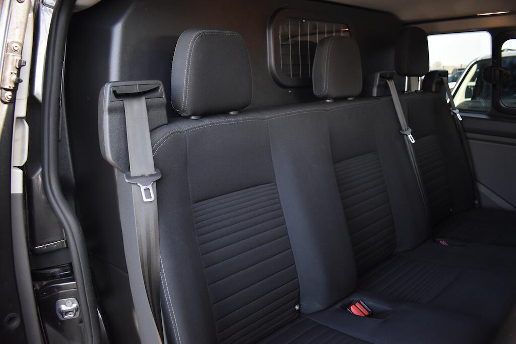 Ford Transit Custom view 30