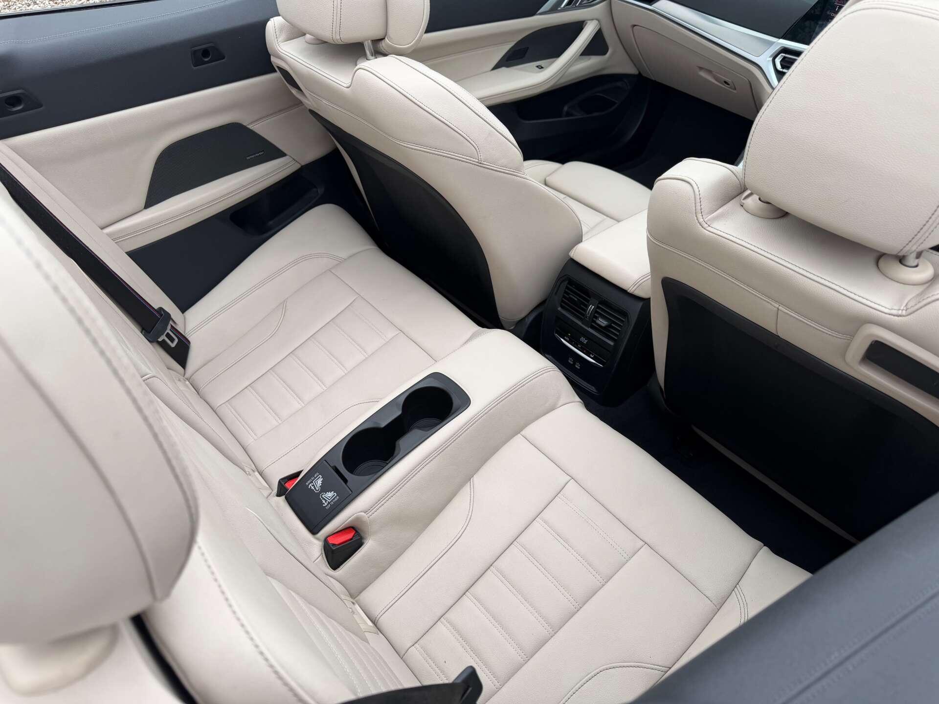 BMW 4 Series view 16