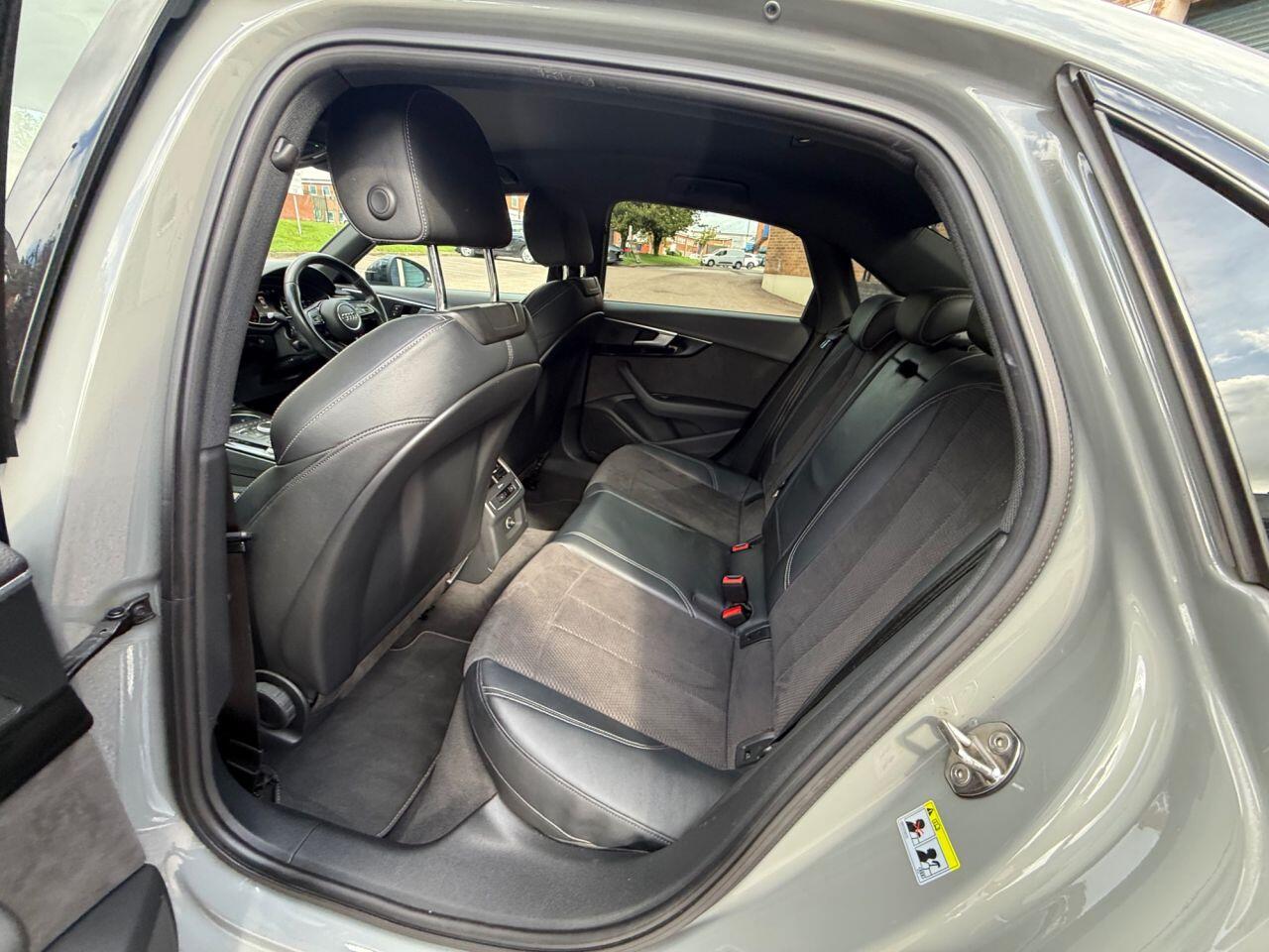 Audi A4 view 64