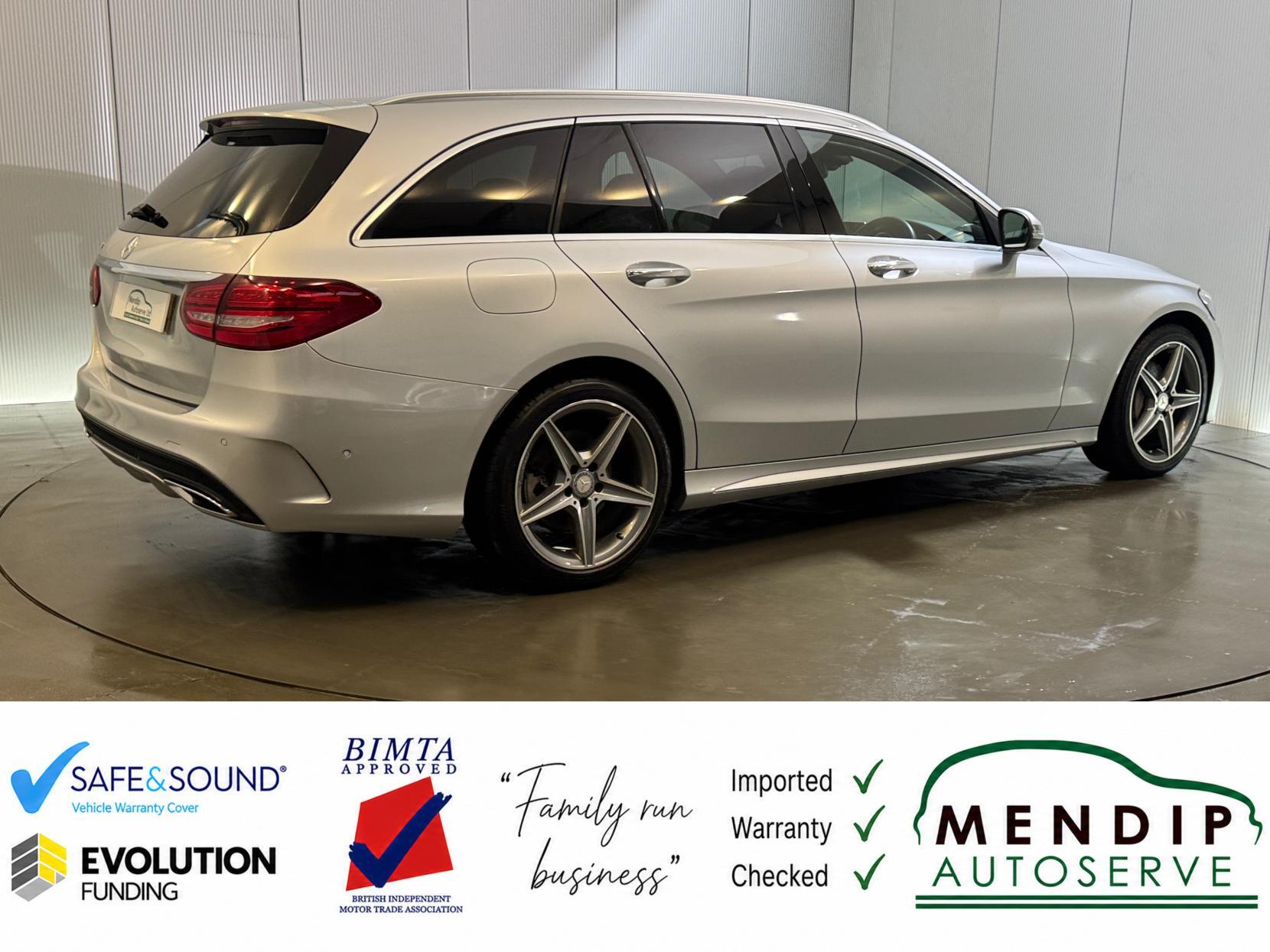 Mercedes-Benz C-Class view 29