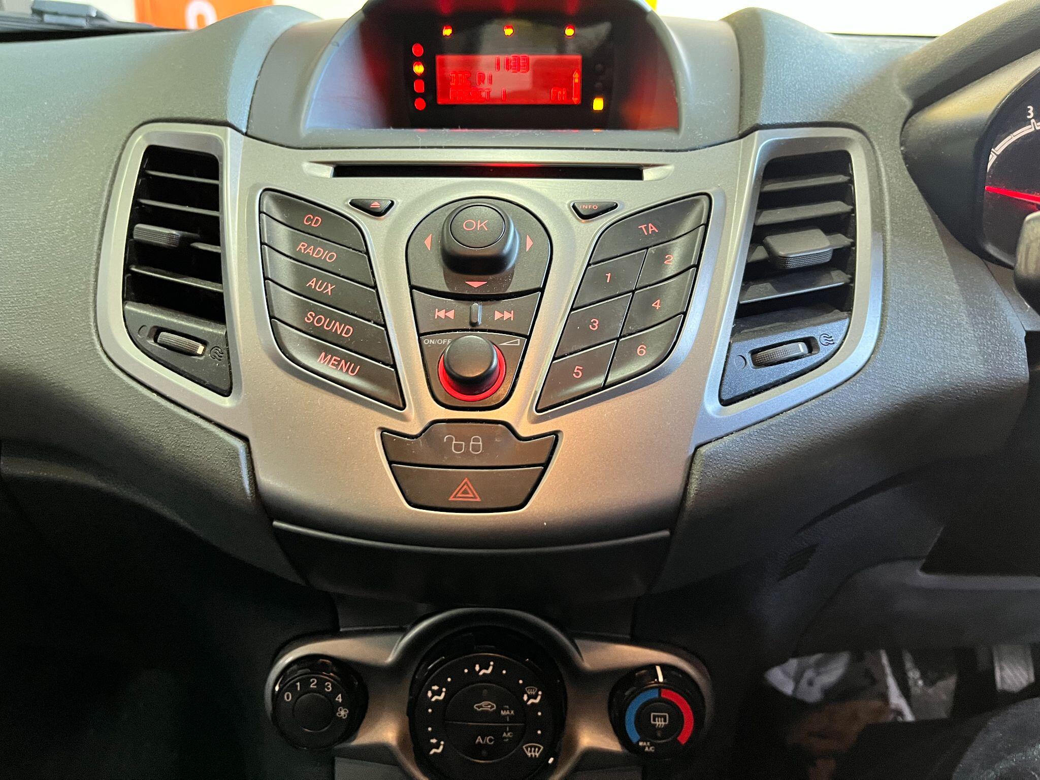 Ford Fiesta view 16