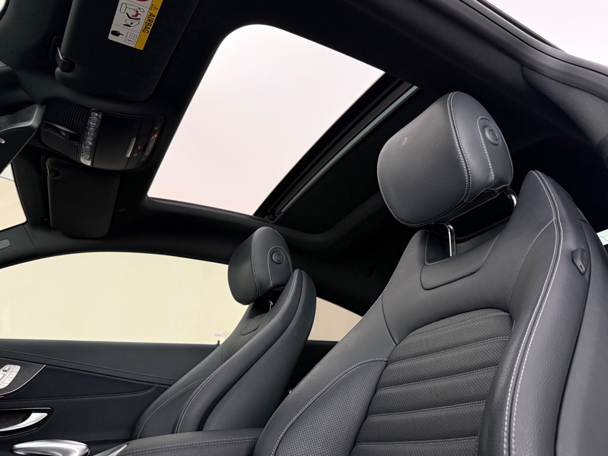 Mercedes-Benz C-Class view 37