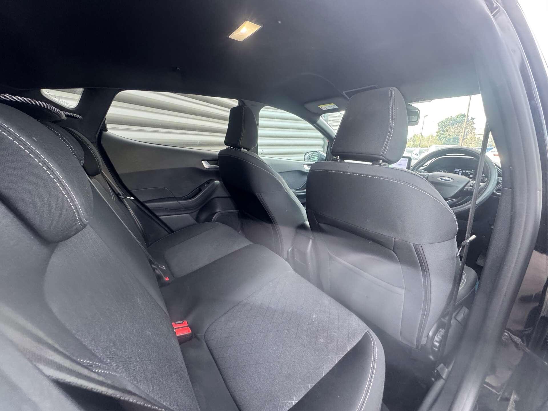 Ford Fiesta view 27