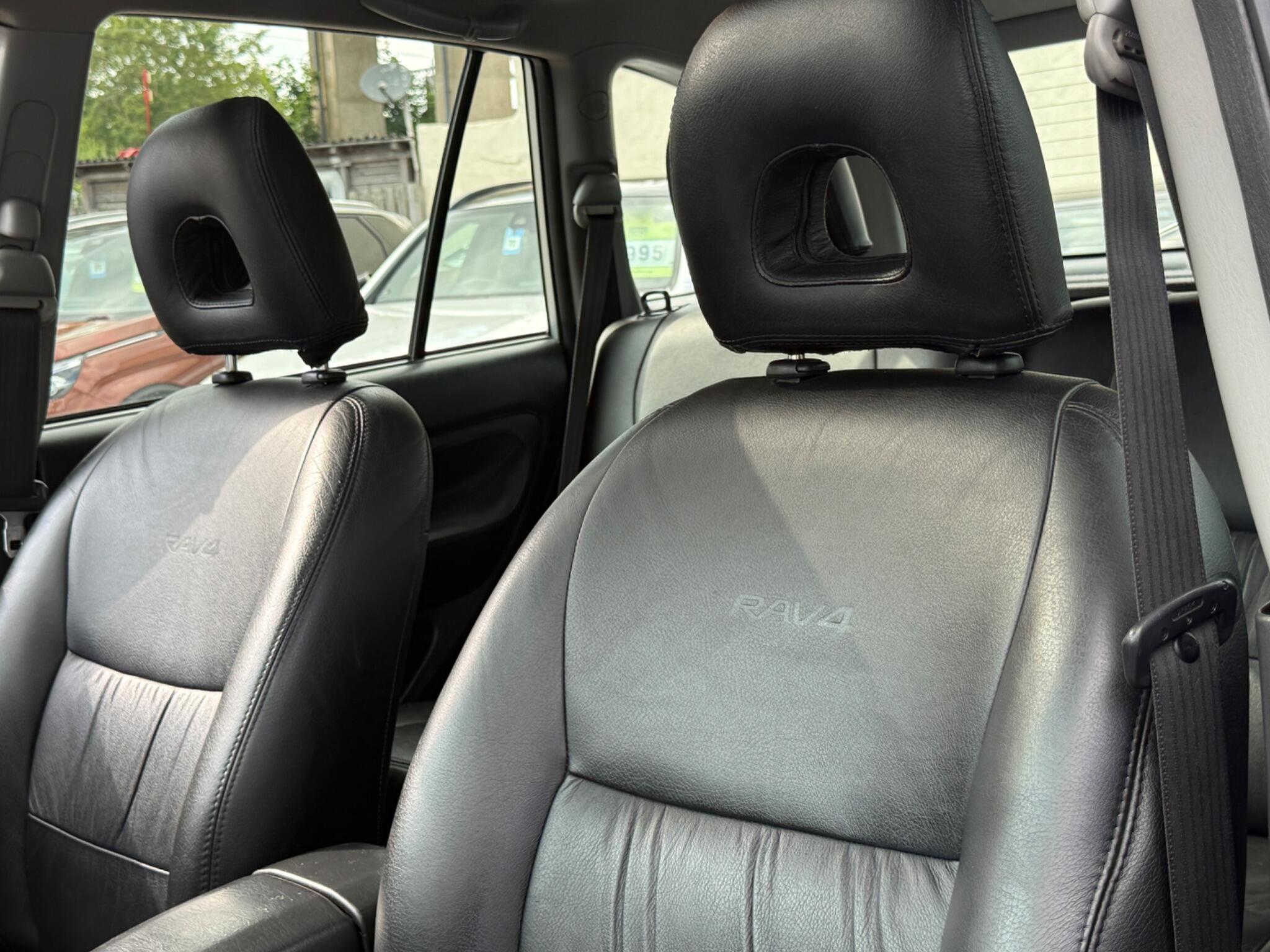 Toyota {Other Models} - Image 43