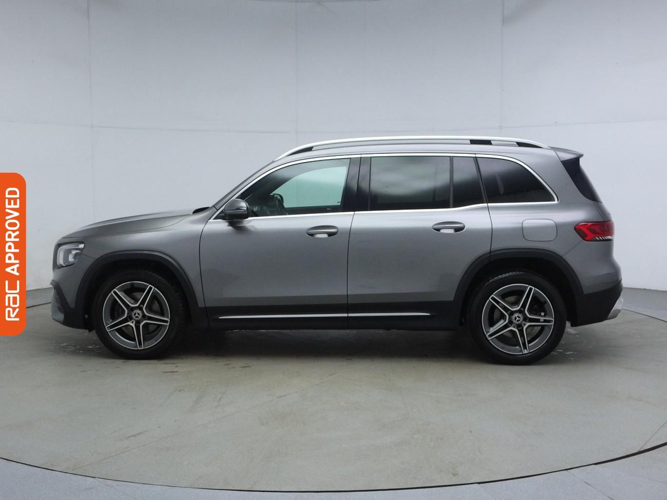 Mercedes-Benz GLB view 32
