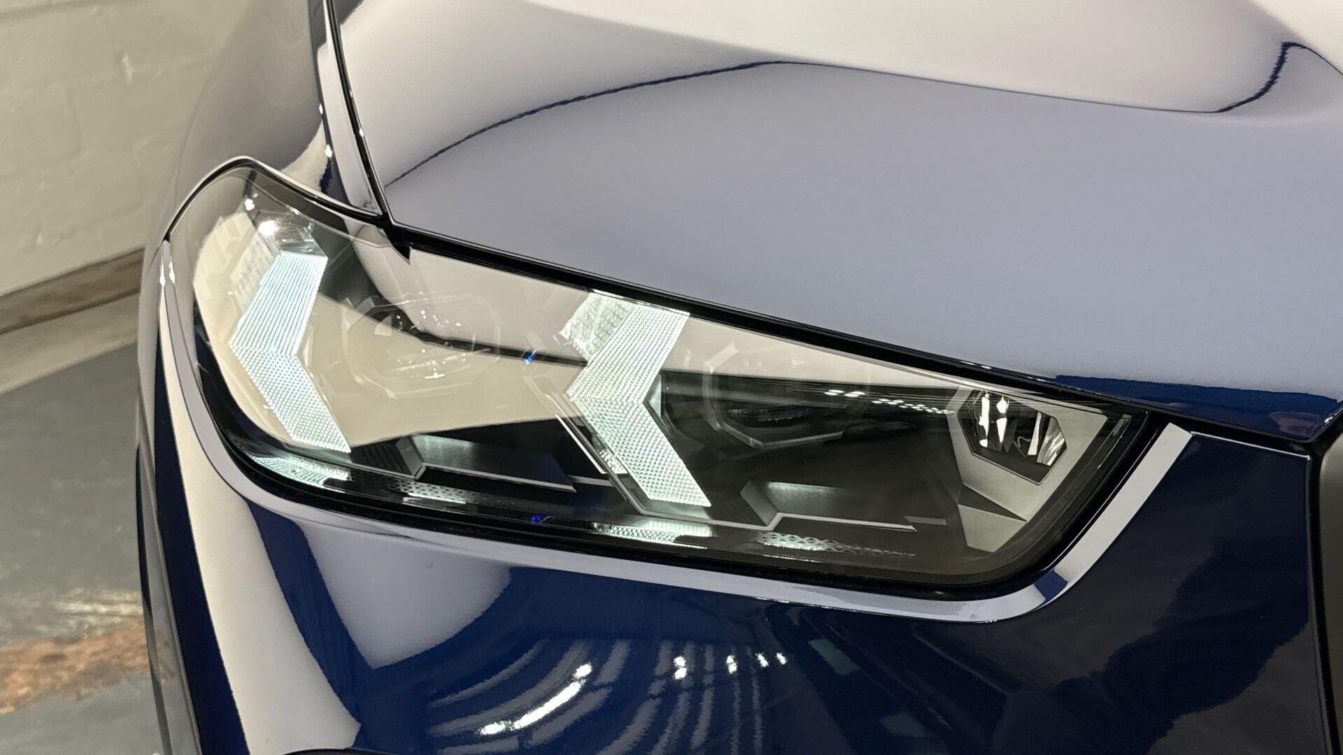 BMW X5 view 23