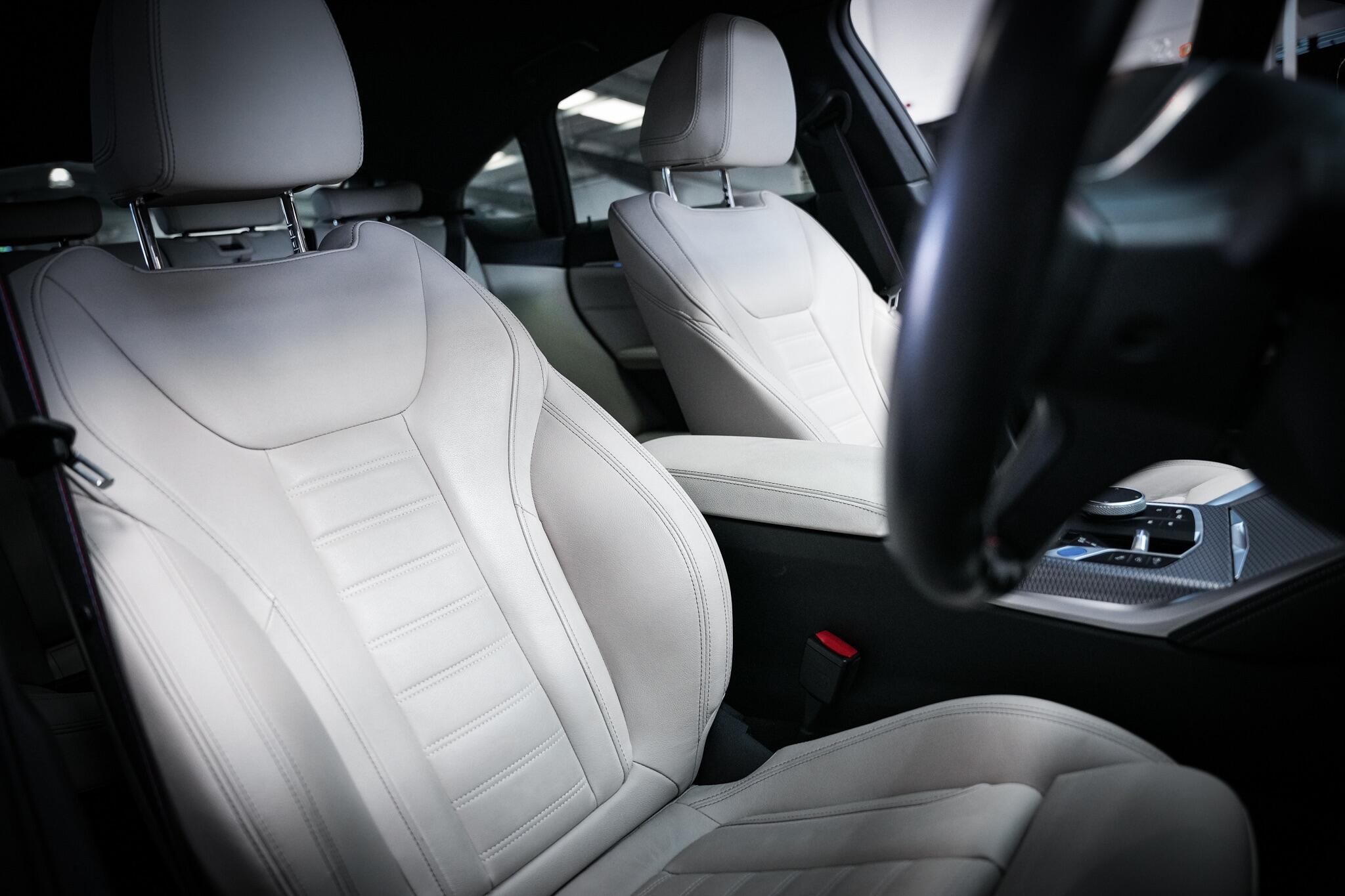 BMW I4 view 18