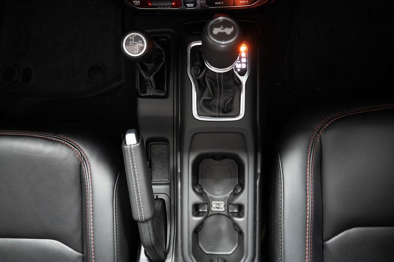 Jeep Wrangler view 18