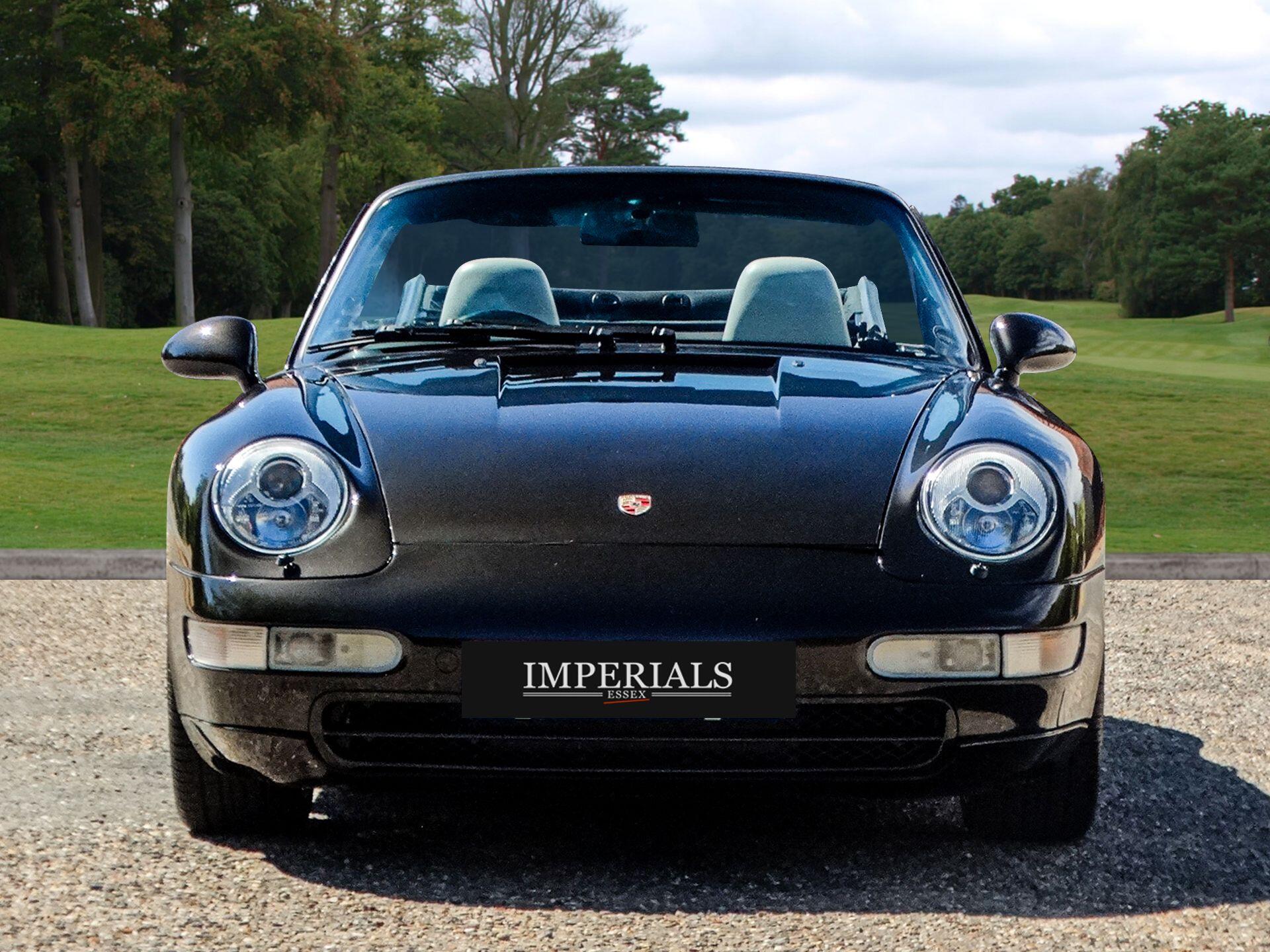 Porsche 911 view 9