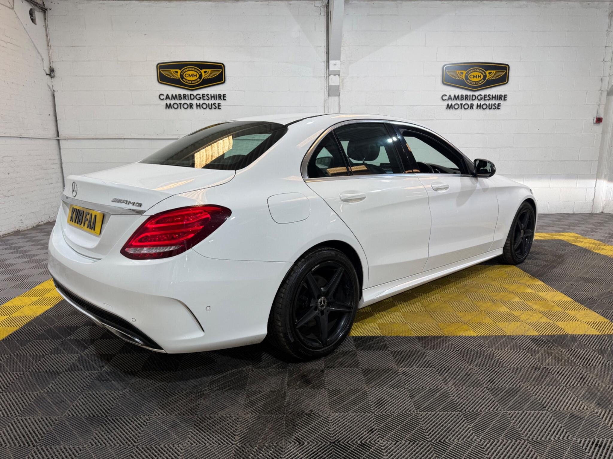 Mercedes-Benz C-Class view 16