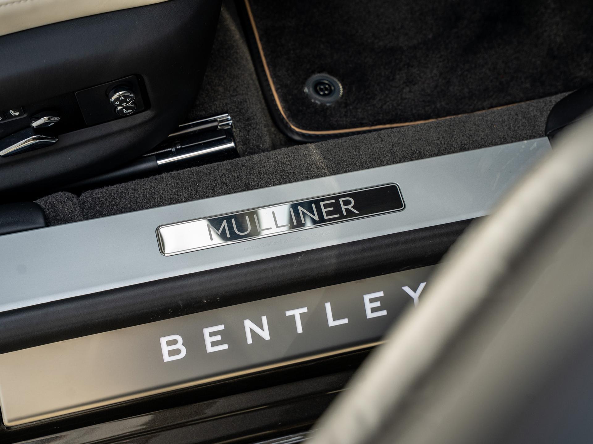 Bentley Flying Spur view 35