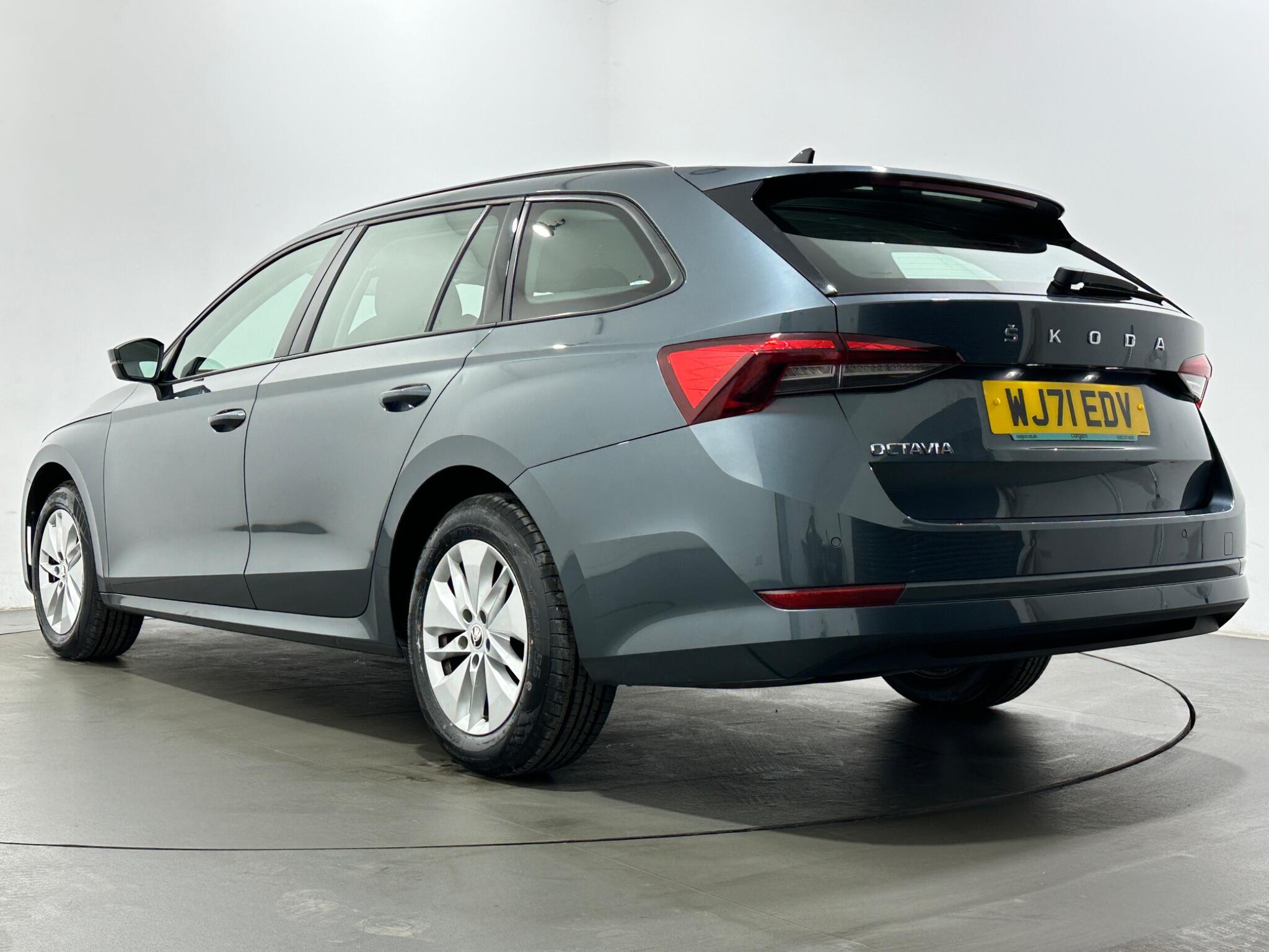 Skoda Octavia view 46