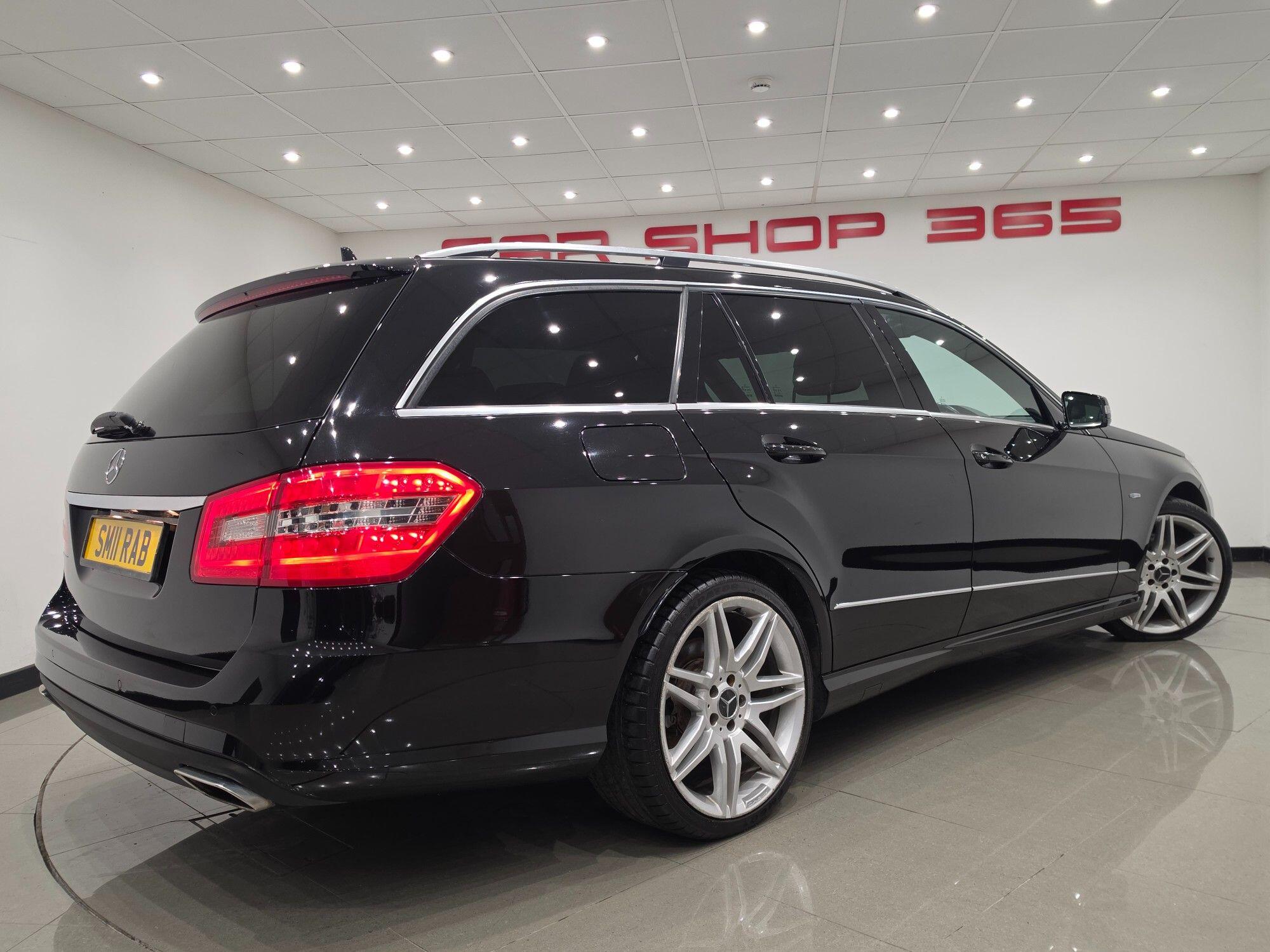 Mercedes-Benz E-Class view 9