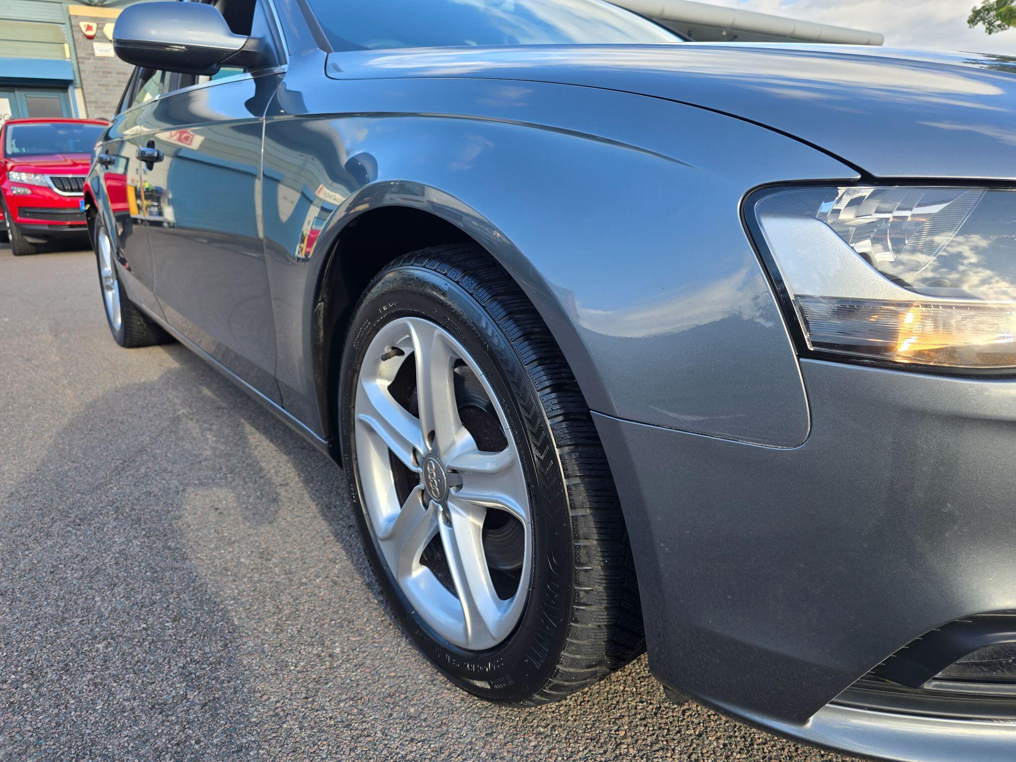 Audi A4 view 79