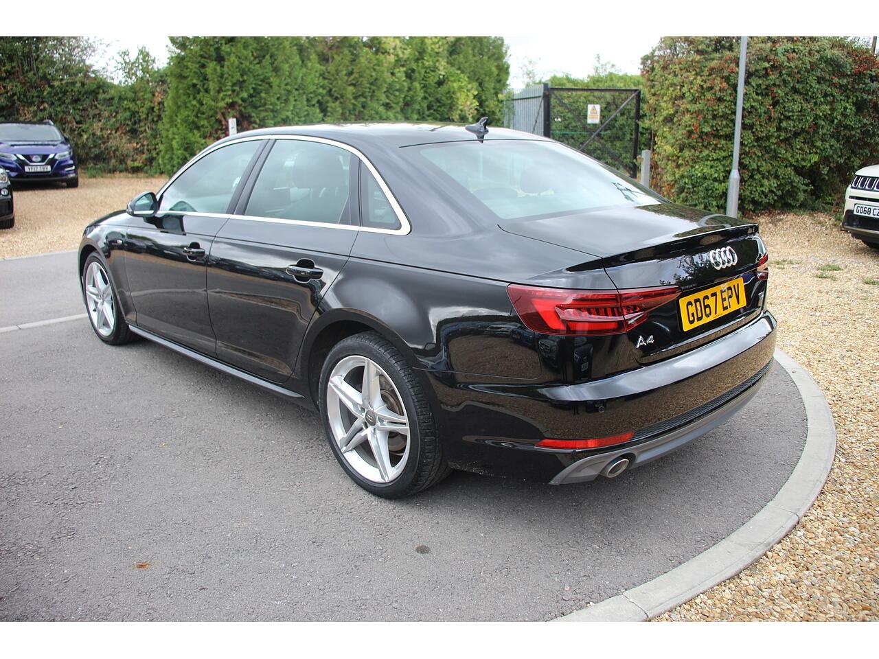 Audi A4 view 9