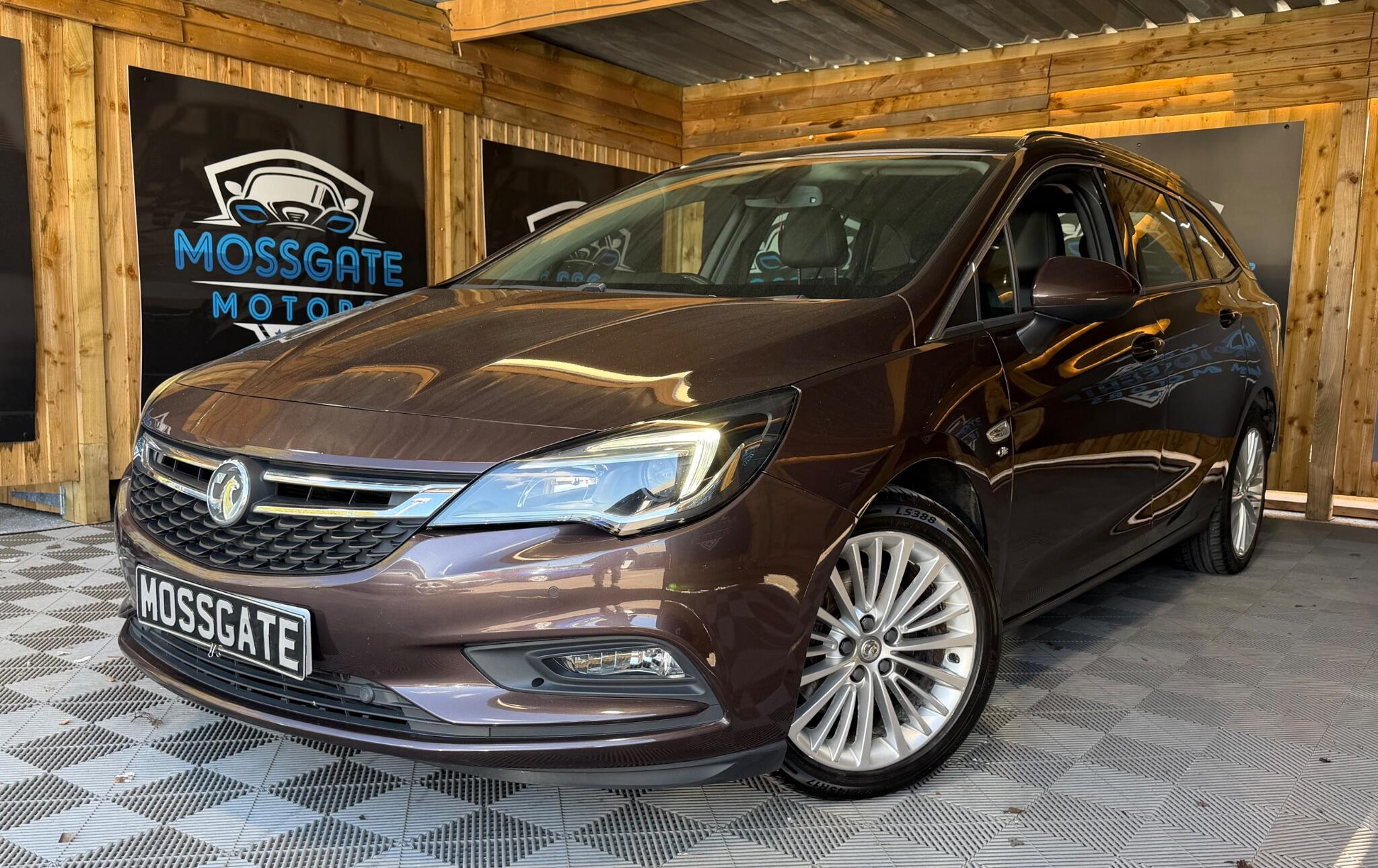 Vauxhall Astra view 3