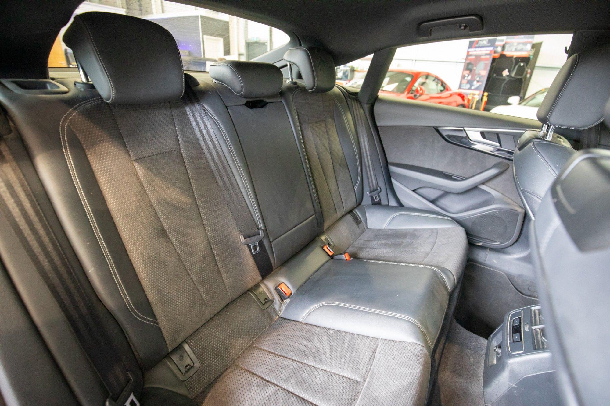 Audi A5 view 17