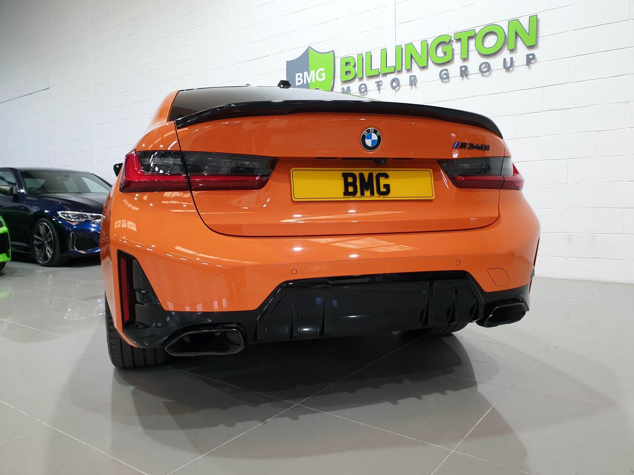 BMW 3 Series view 30