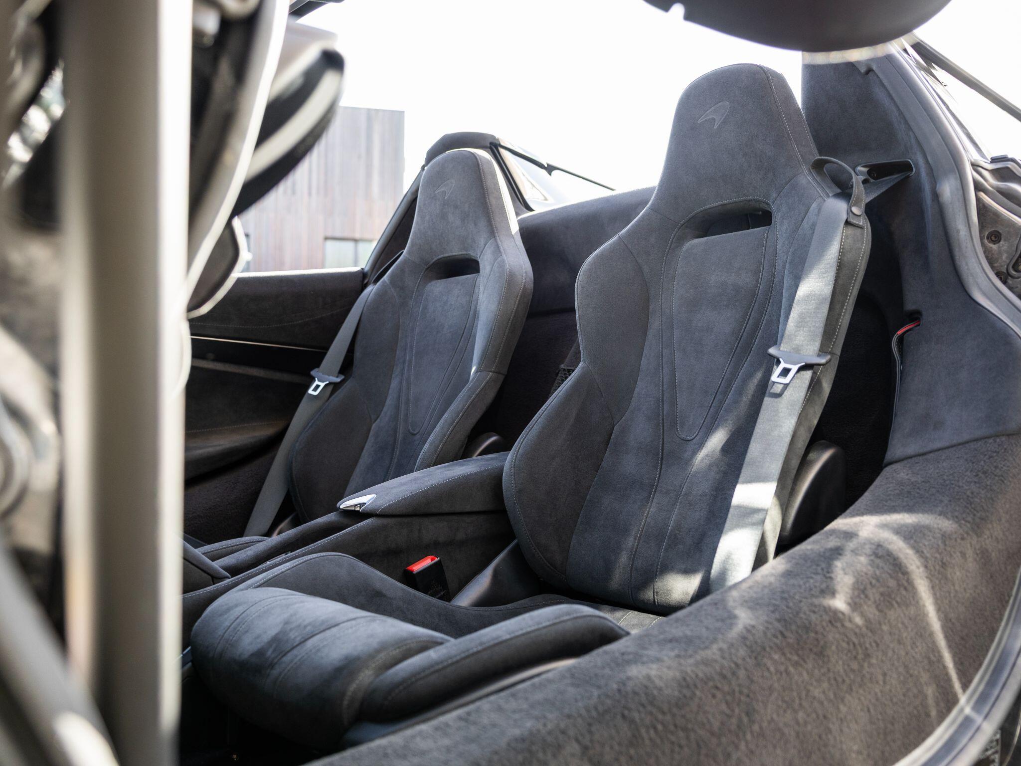 Mclaren 720s view 29