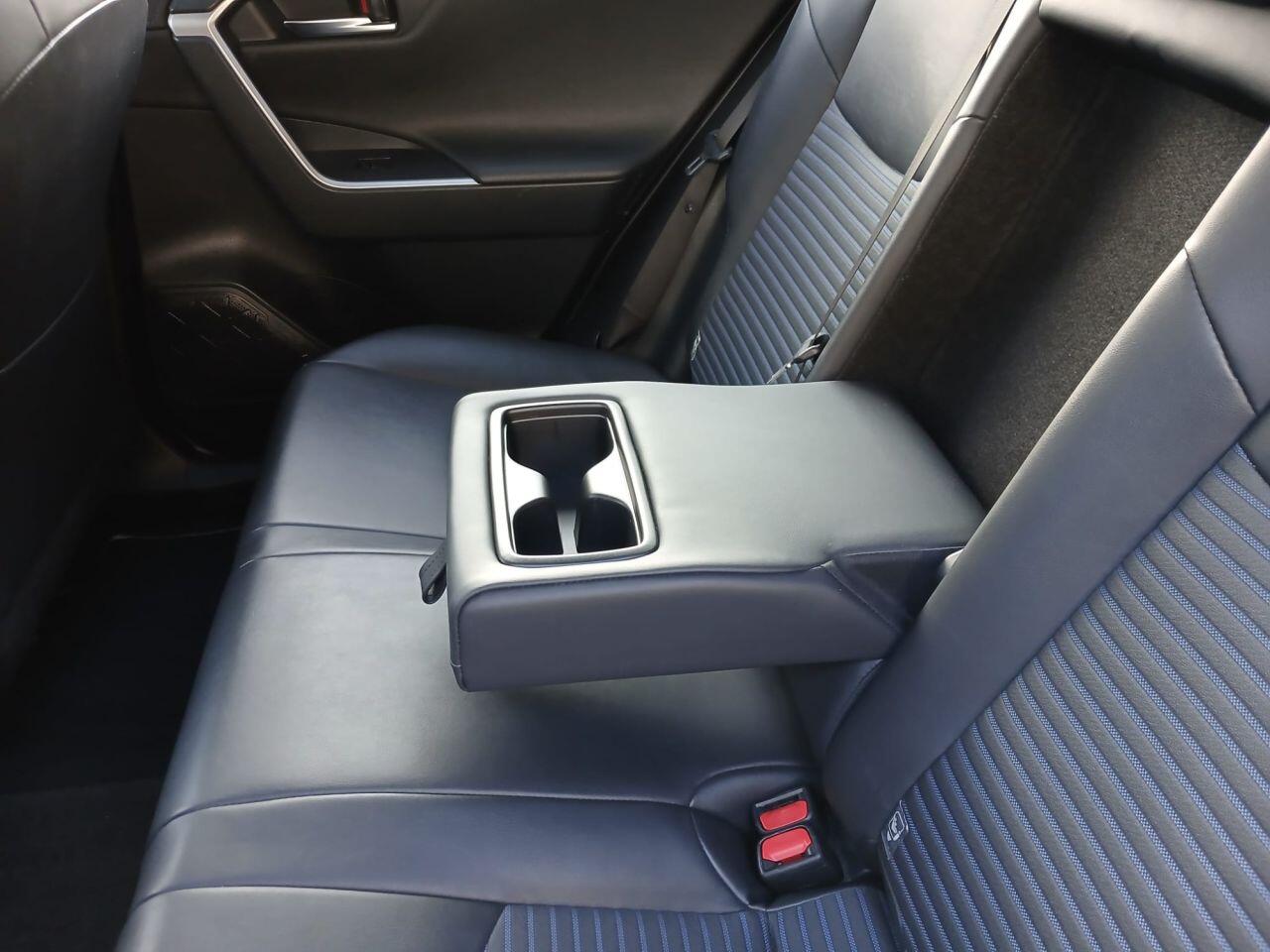 Toyota RAV4 view 34