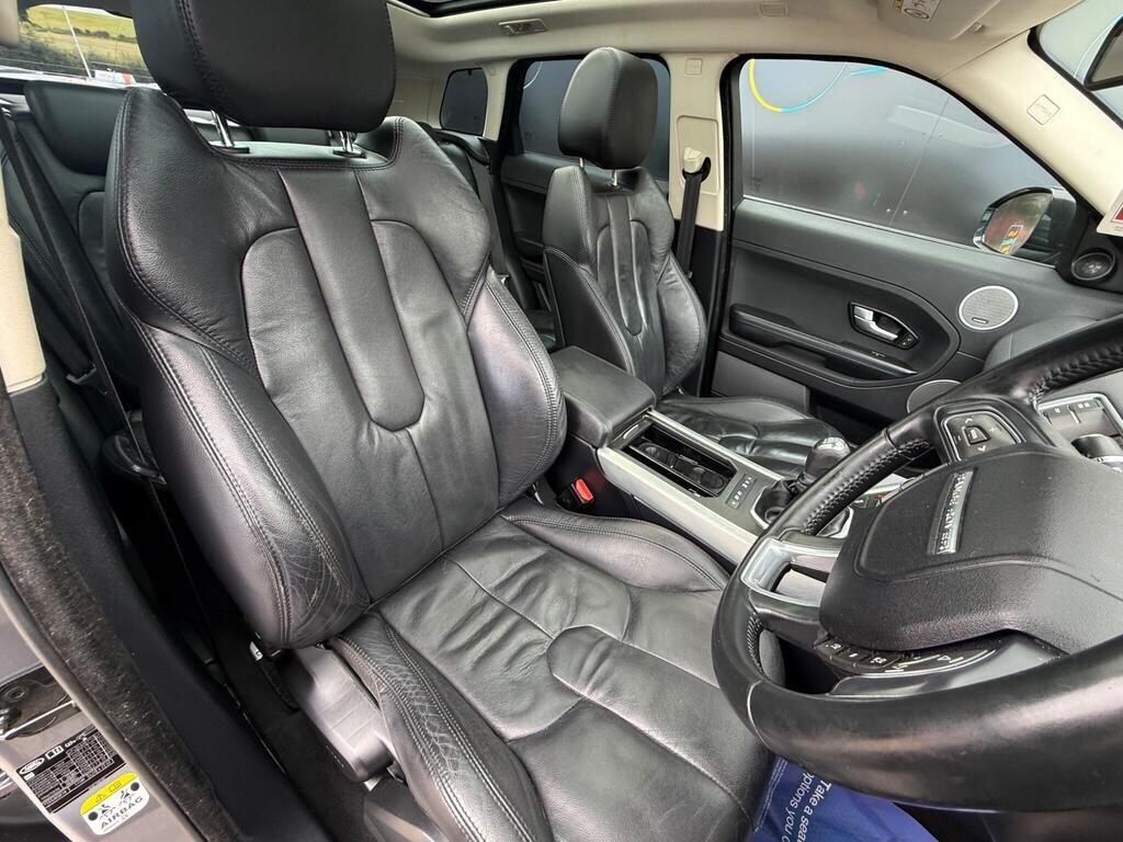Land Rover Range Rover Evoque view 14