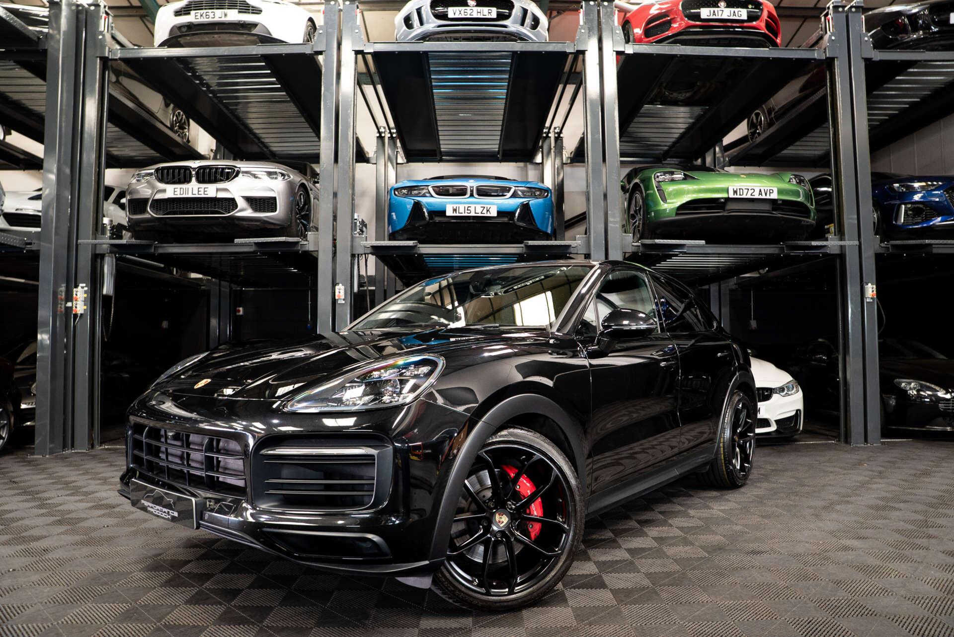 2023 Porsche Cayenne in Black for sale