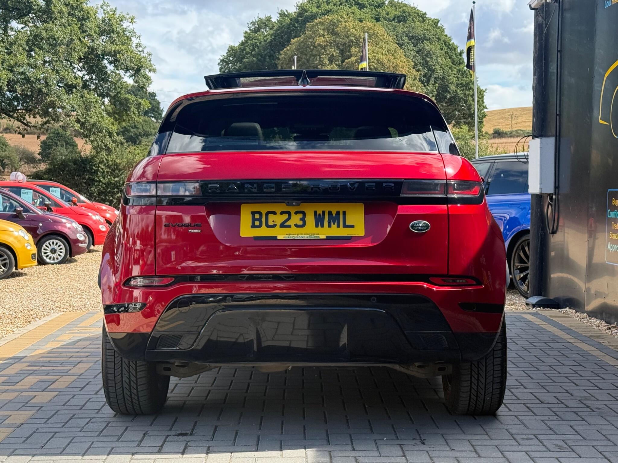 Land Rover Range Rover Evoque view 4