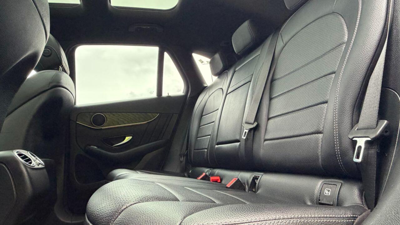 Mercedes-Benz GLC view 14