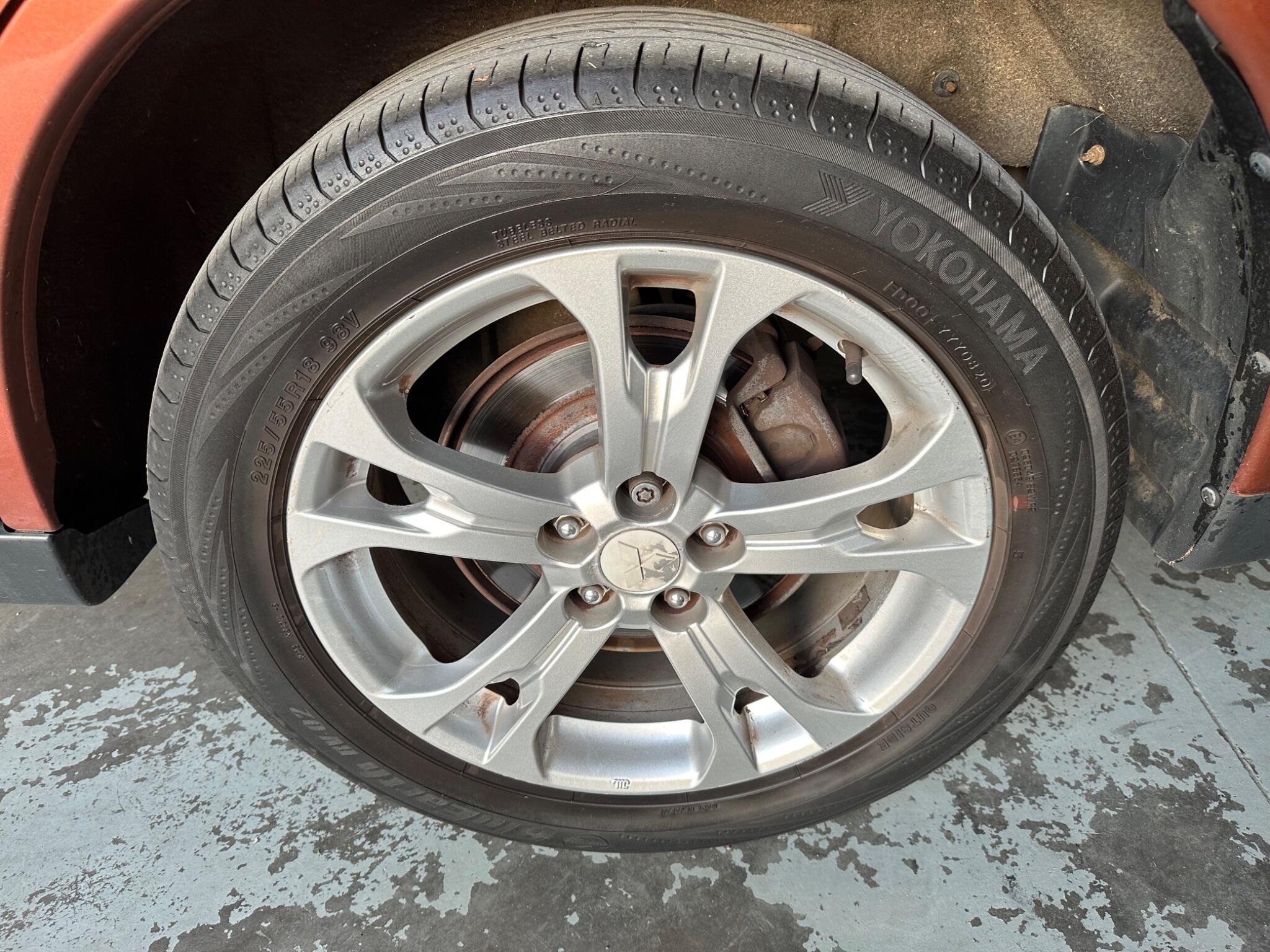 Mitsubishi Outlander view 49