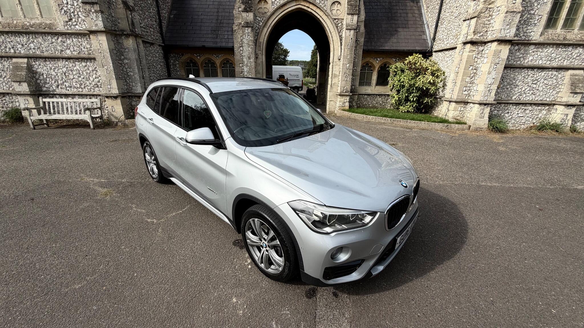 BMW X1 view 5