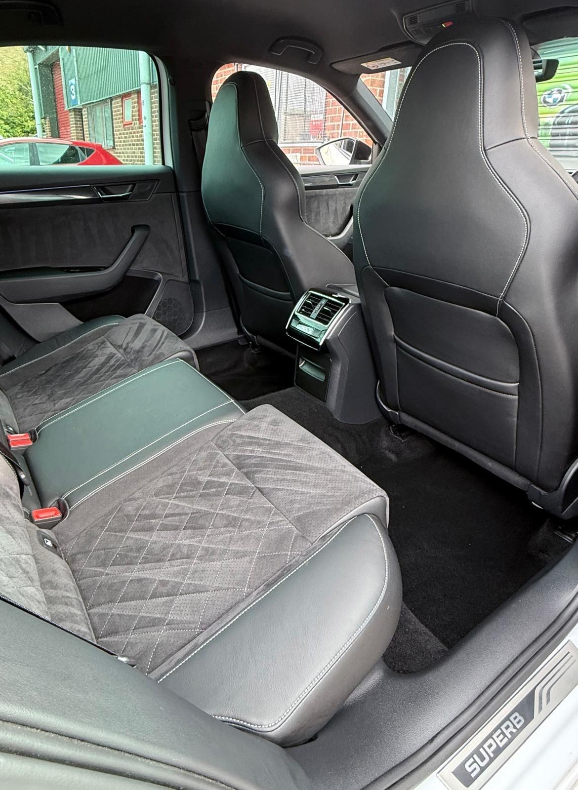 Skoda Superb view 71