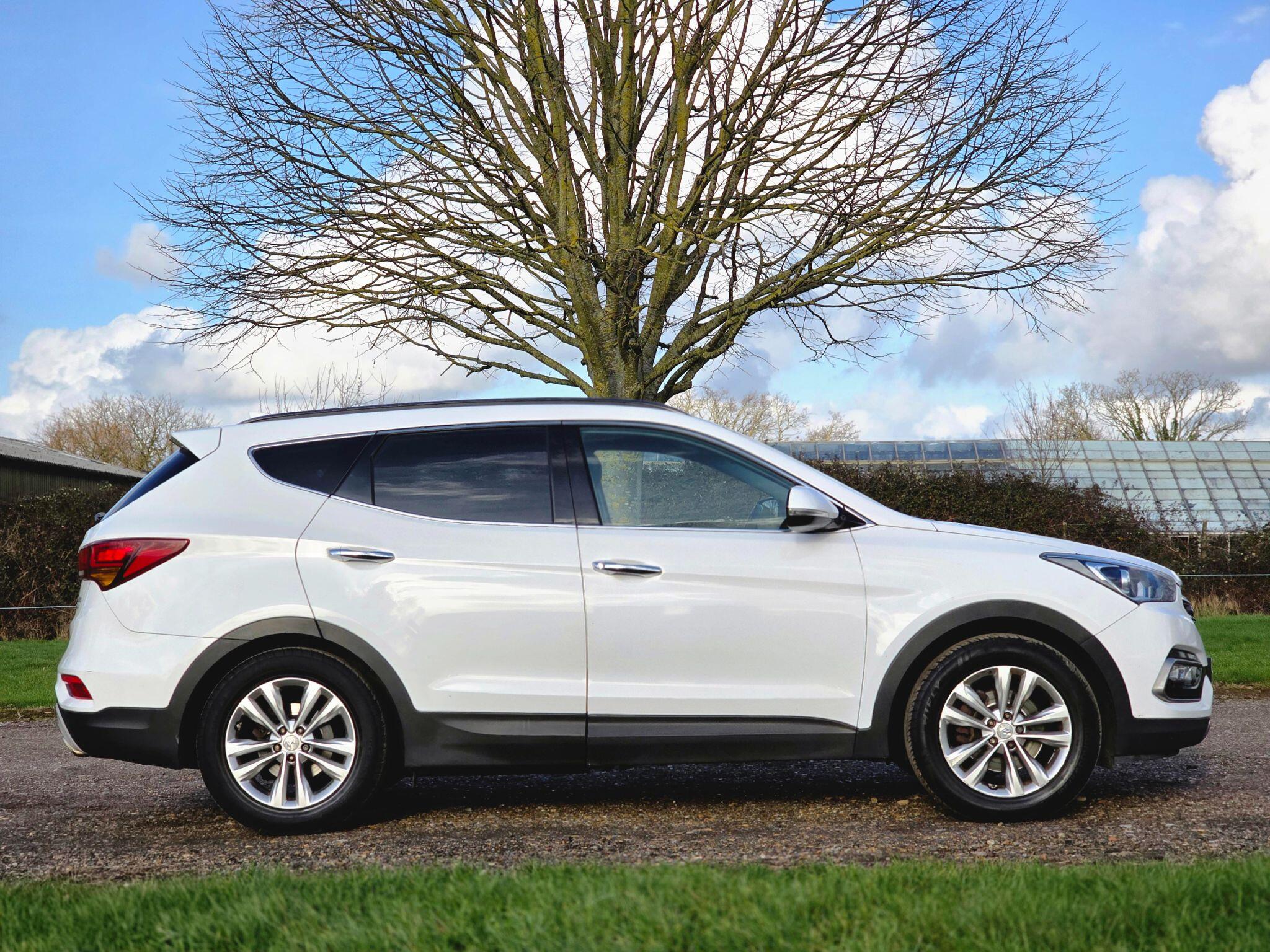 Hyundai Santa Fe view 15