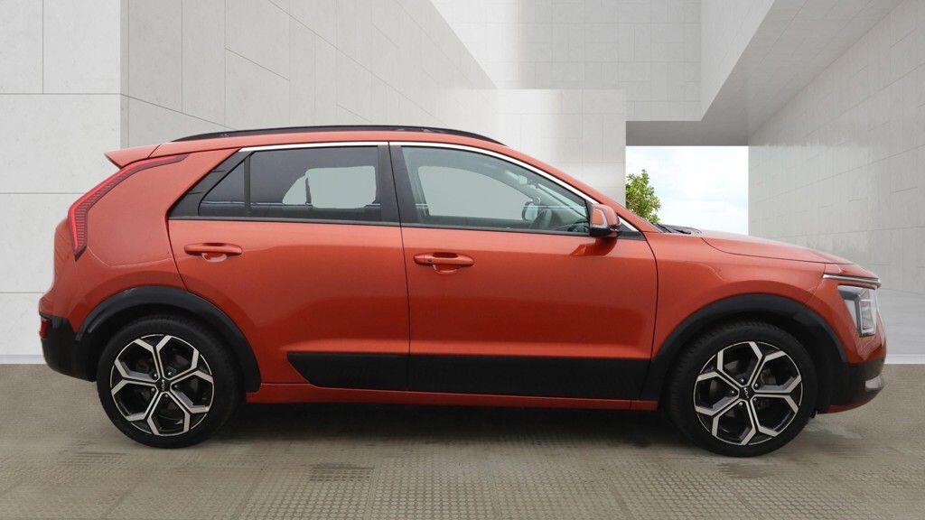 Kia Niro view 5