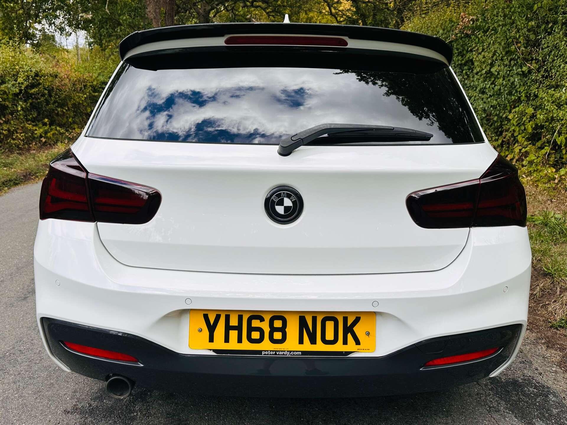 BMW 1 Series view 35
