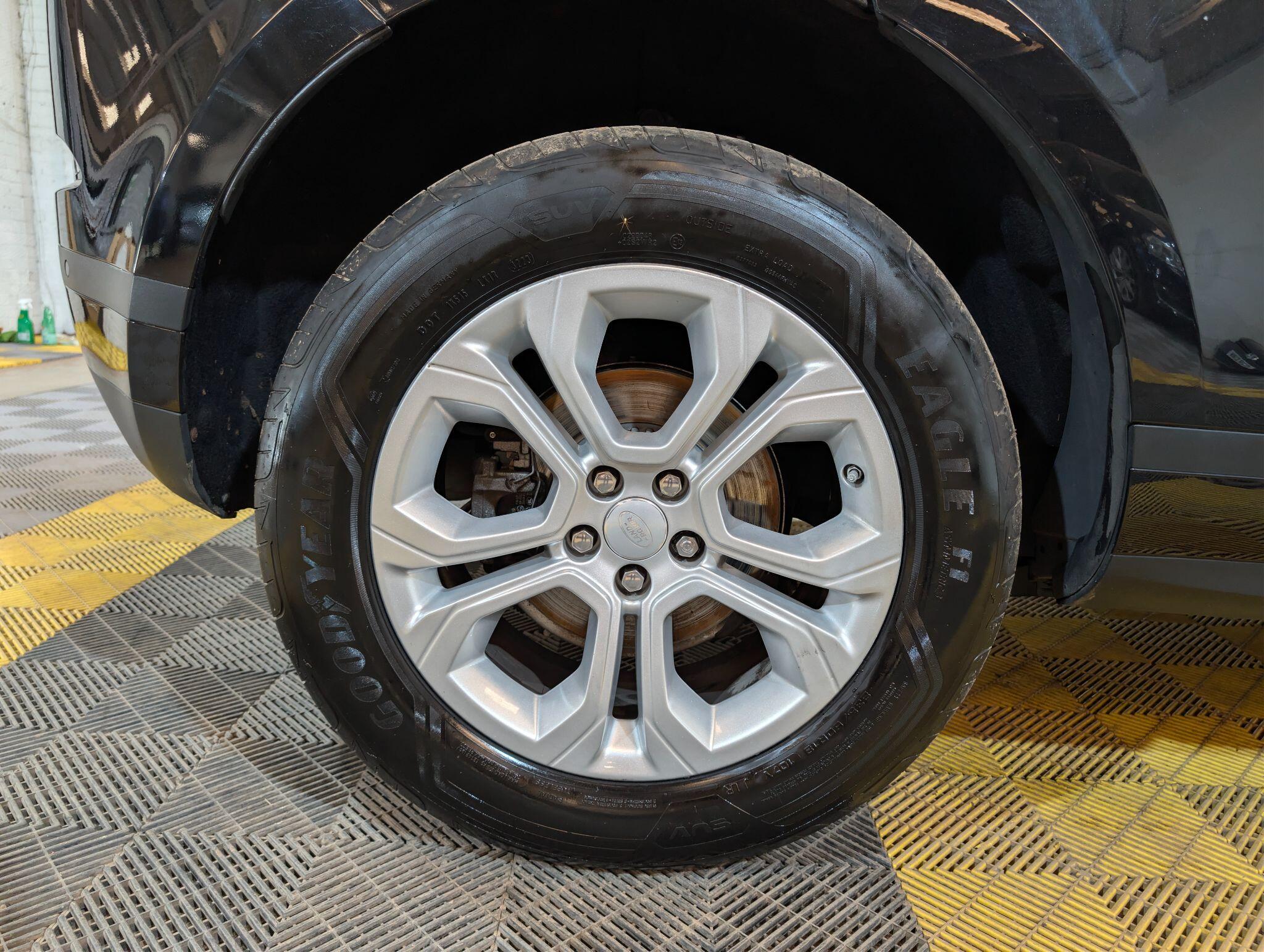 Land Rover Range Rover Evoque view 76