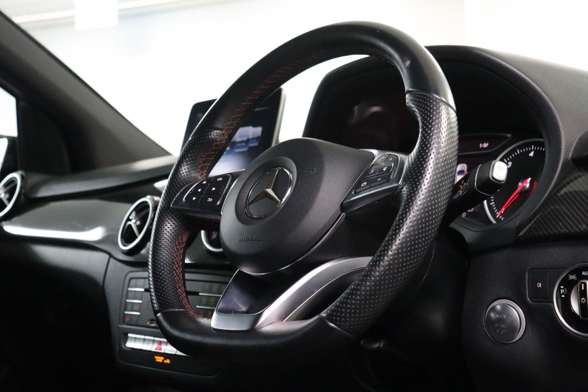 Mercedes-Benz B Class view 25