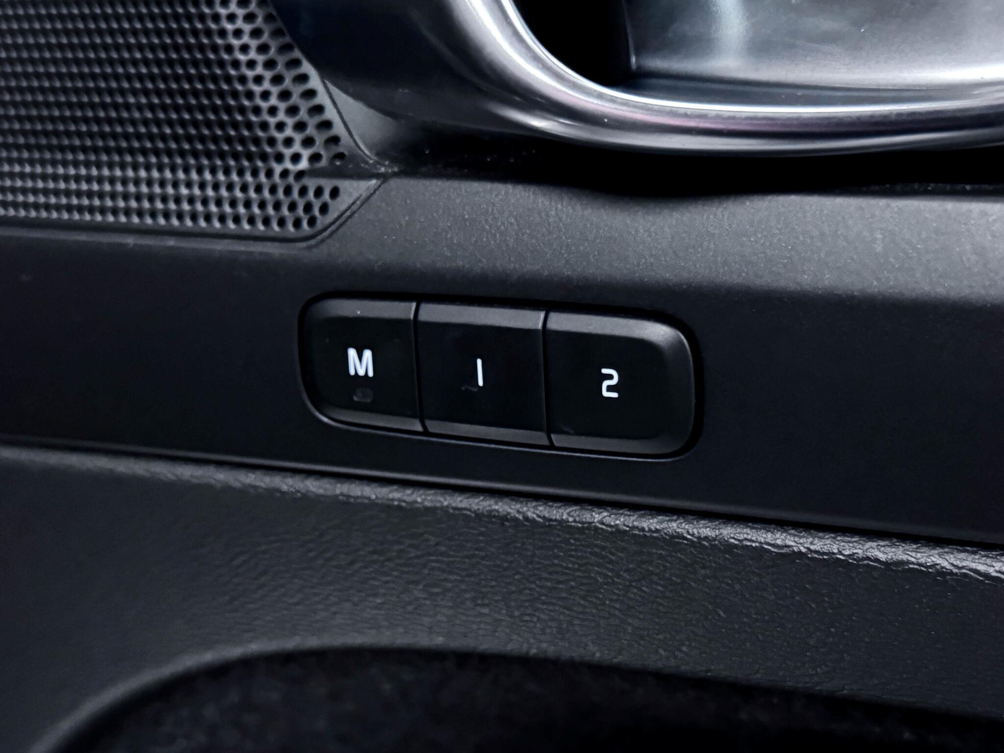 Volvo XC40 view 22