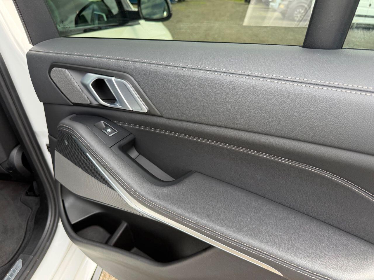 BMW X5 view 45