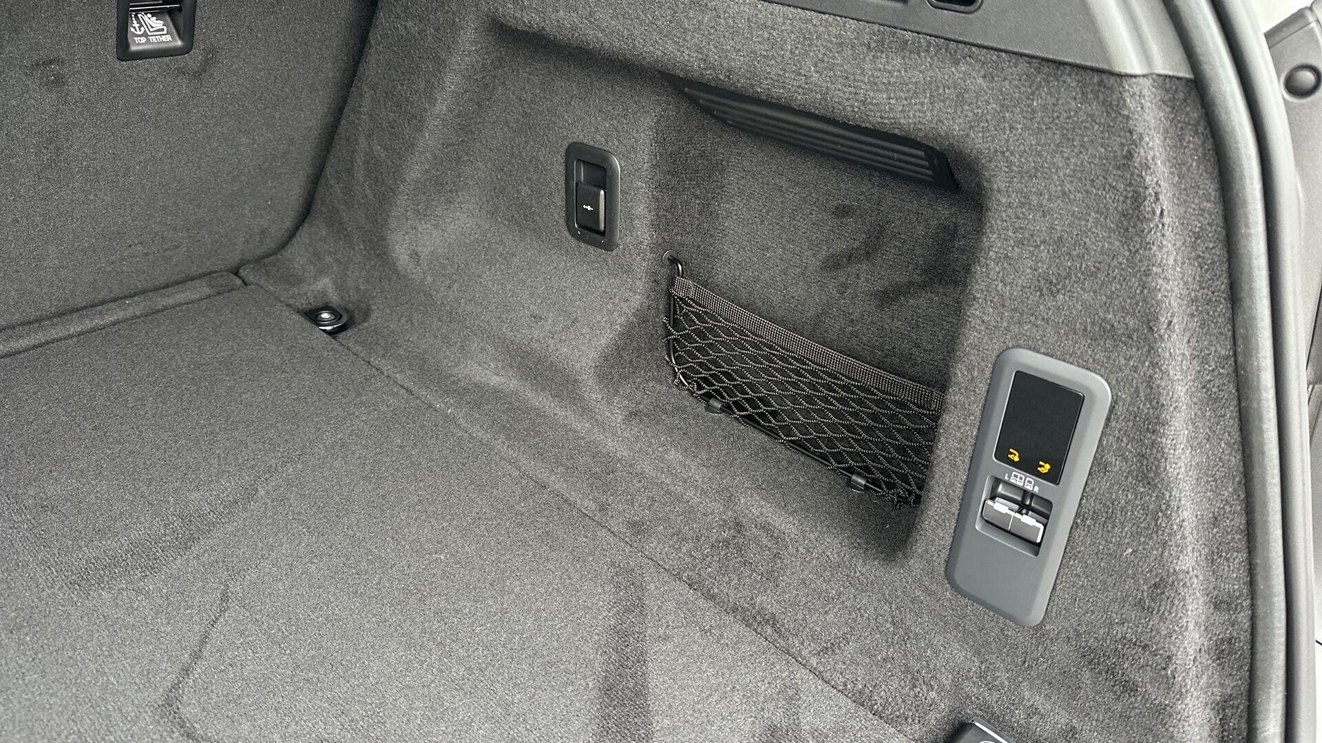 Land Rover Range Rover Sport view 28
