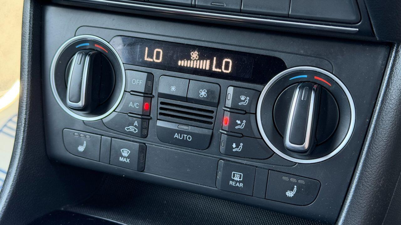 Audi Audi Q3 view 20